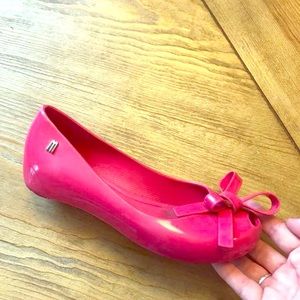 Mel by Melissa red/pink slip ons